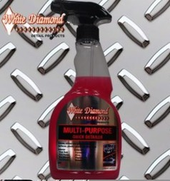 Rote Spr�hflasche White Diamond Schnellreiniger, beschriftet mit 