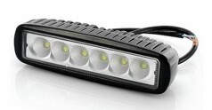 Eine schwarze LED Arbeitsleuchte mit sechs hellen LEDs und offenem Anschlusskabel.