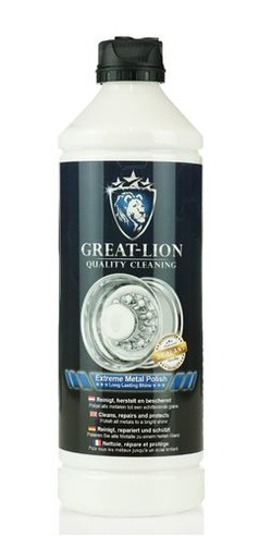Flasche Great Lion Extreme Metal Polish mit schwarzem Deckel. Das Etikett zeigt ein hochglanzpoliertes Metallteil.