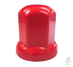 Rote, lange Kunststoff-Radmutterkappe auf wei�em Hintergrund.