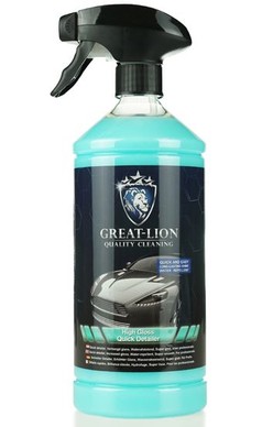 Eine blaue Great Lion Quick Detailer High Gloss Spr�hflasche mit schwarzem Spr�hkopf.