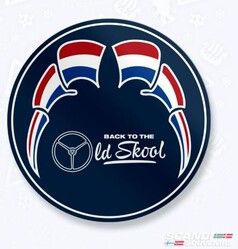 Runder, dunkelblauer 3D-Aufkleber mit niederl�ndischen Flaggen, Lenkrad und "Back to the Old Skool" Text.