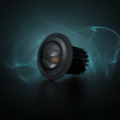 Runder LED Blitzer "GLORIA" in Schwarz mit get�nter Linse und orangefarbenem Stroboskoplicht.