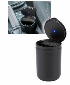 Schwarzer Aschenbecher mit blauem LED-Licht, ge�ffnet. Eine Ansicht zeigt ihn im Fahrzeug.