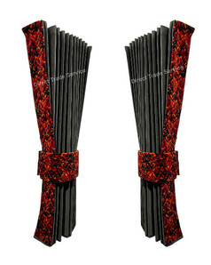 Zwei graue LKW-Rundumgardinen, vorgefaltet, mit rot-orange gemusterter D�nisch Pl�schkante und B�ndern.