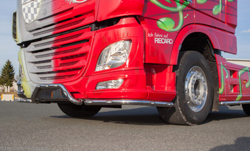 Eckrohre (Paarpreis) passend f�r DAF 106 Strong mit LED