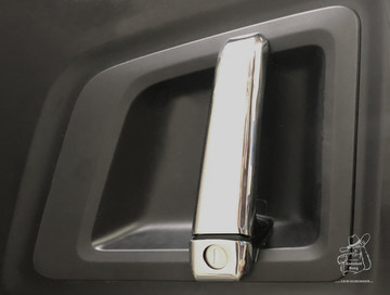 T�rgriff Applikation gepresst passend f�r Scania NG